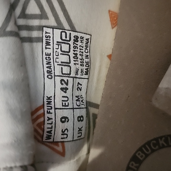 Hey Dude 9.0 Wally Funk Orange Twist Perfect Condition - Picture 7 of 7